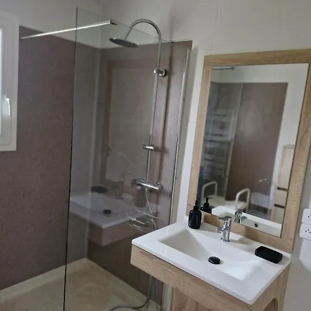 4 Personnes Au Calme * Rigny-le-Ferron